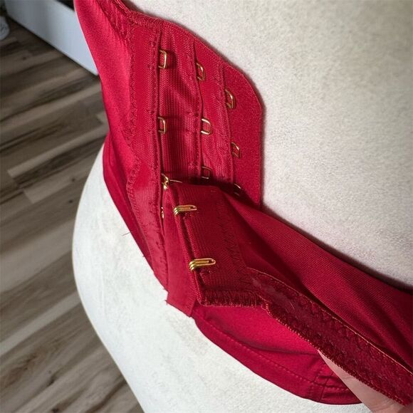 Anthropologie Satin Red Bow-Front Bandeau Tube Top Size M - Picture 5 of 9